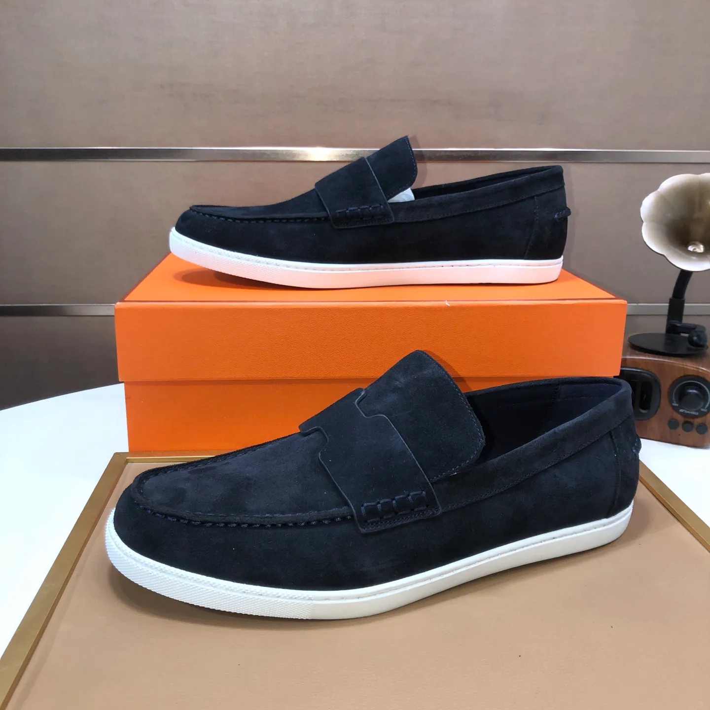 Men's shoes💰560💰[HERMES] (cowhide lining)🍀Italian top luxury🍀He does not pursue novel styles and gorgeous colors, but attracts the favor of successful men with his flawless, elegant and classic style. Formal leather shoes This very comfortable, simple and stable style allows you to easily match any style! The pattern is absolutely 1:1 refined from the original case, and we strive for excellence in materials, imported cowhide + cowhide lining💪💪💪extraordinary texture👍! .Code number: 39-45 (45 customized)